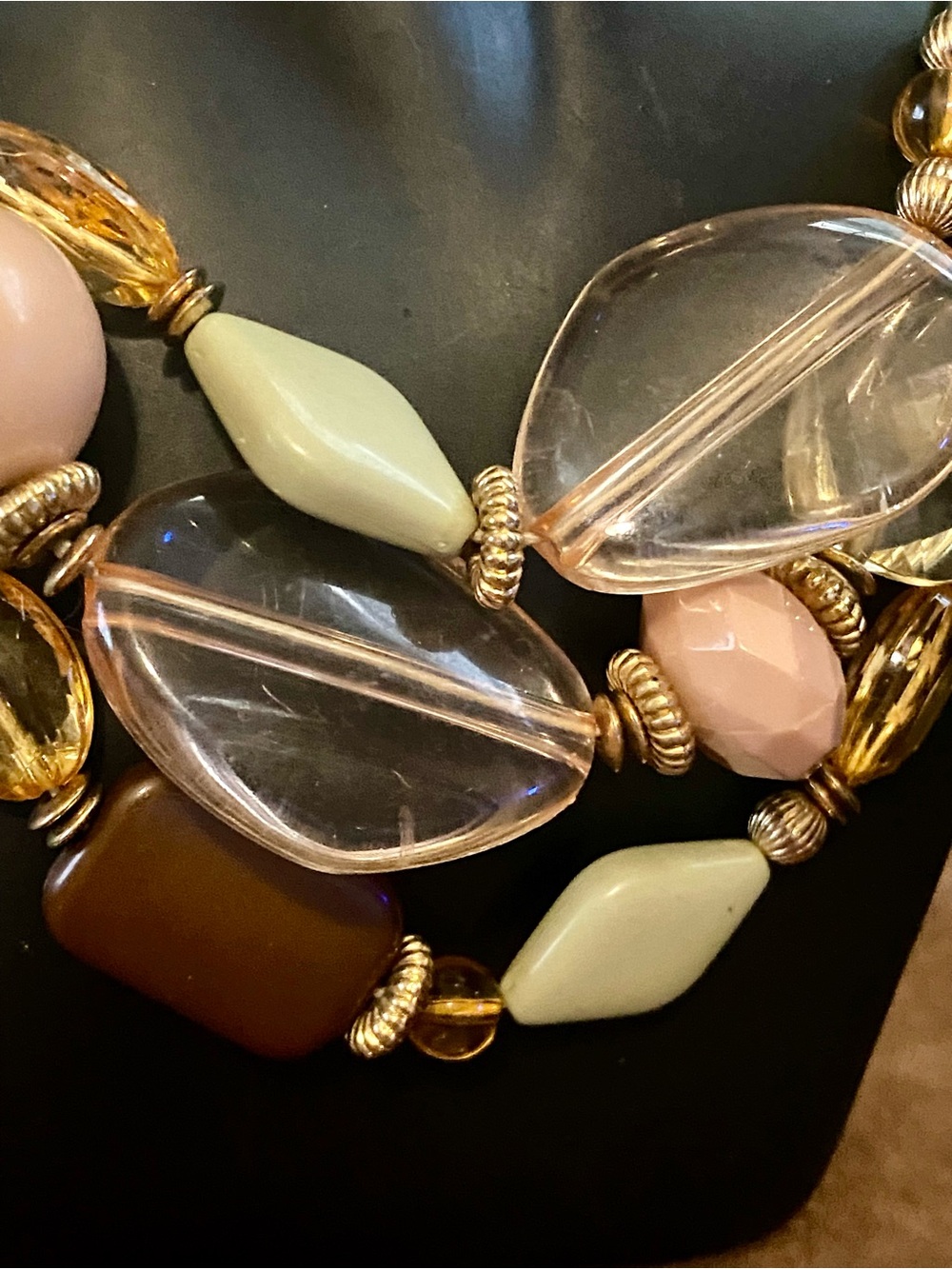 Multi-Strand Chunky Pink,Tan,GreenBrown & Rose gold interlocking circle necklace - Picture 3 of 10
